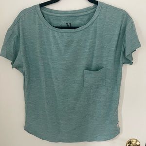 Vuori | strato tech tee with pocket | S